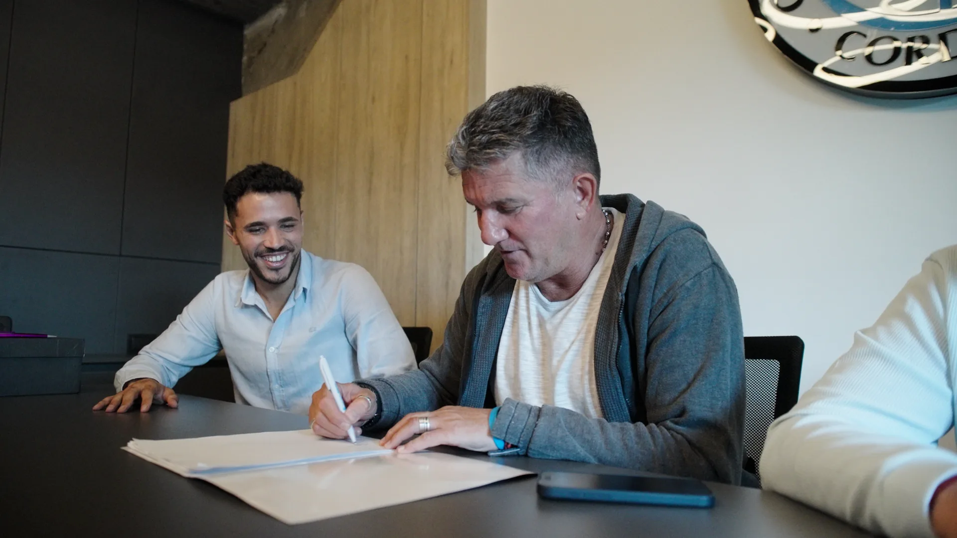 El momento de la firma del contrato de sponsor