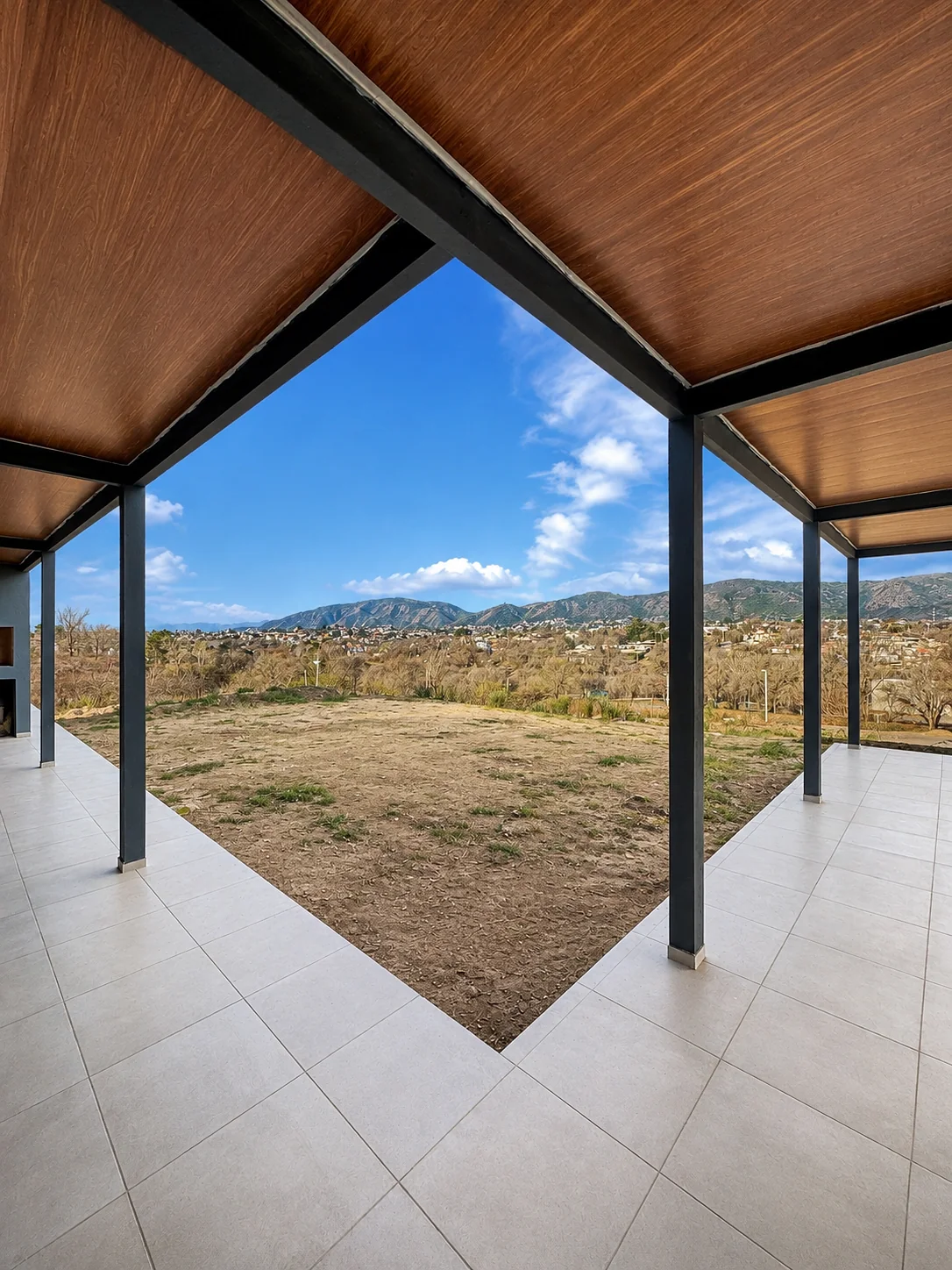 Altos de Carlos Paz — Esquina de la galería abierta a la vista de las sierras